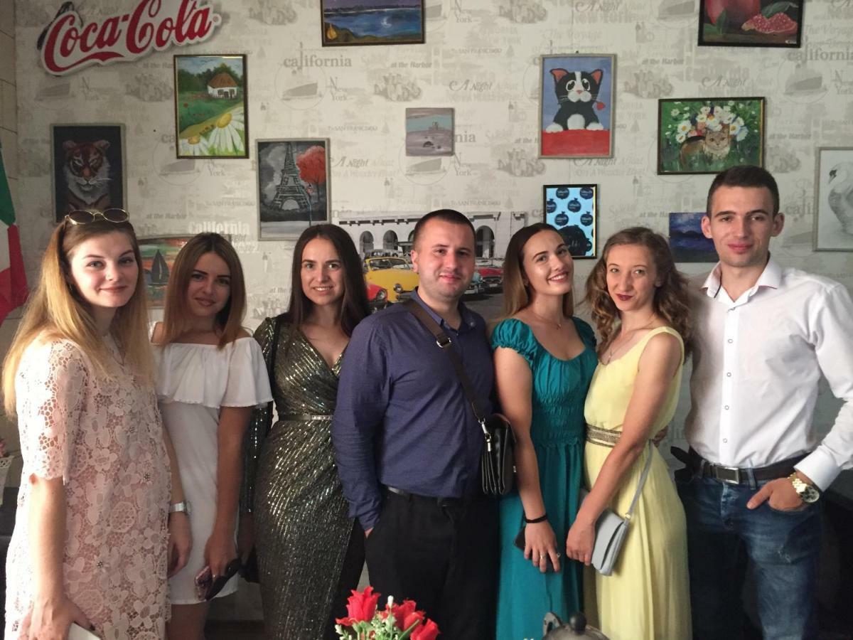Hostel -Hotel Granat Rivne City المظهر الخارجي الصورة